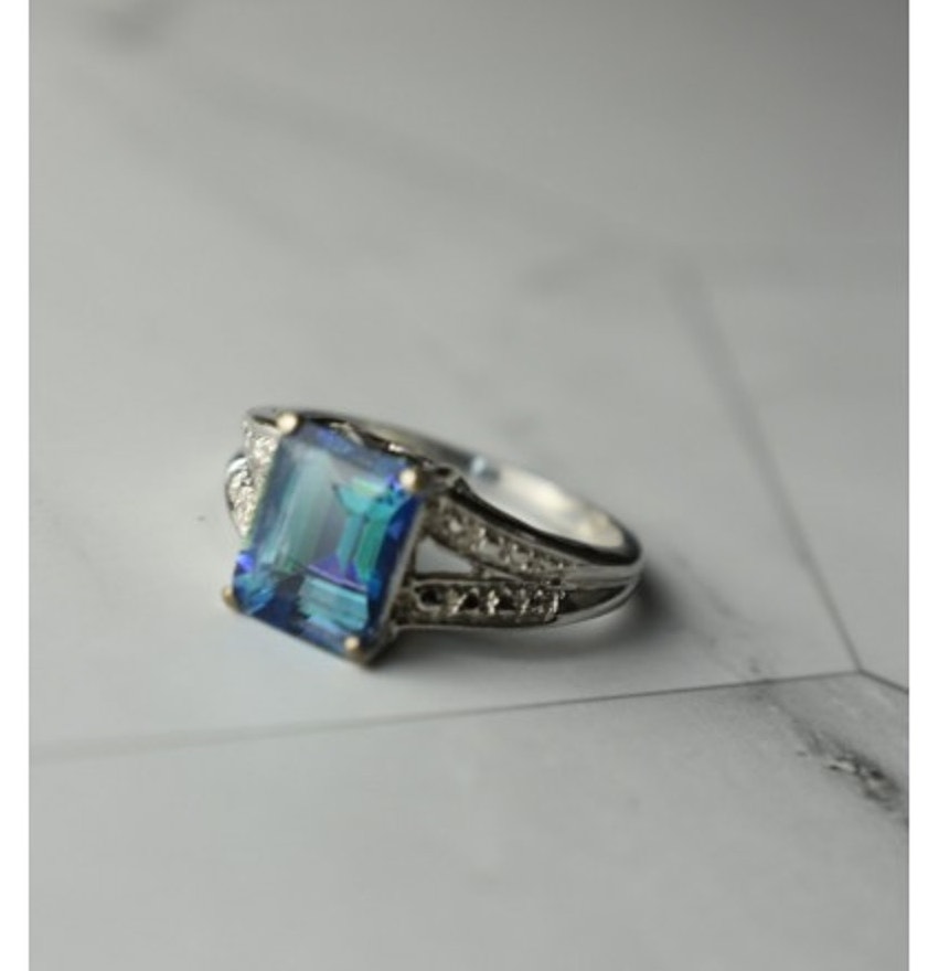 925 Sterling Silver Blue Spinel Ring Size 6.5